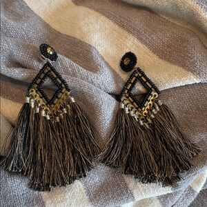 Deepa Gurnani Elegant Black and Gold Tassel Earrings(bw)
